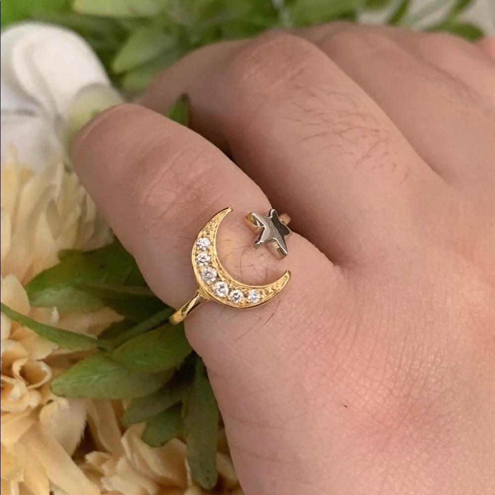 white and yellow solid gold pinkie ring